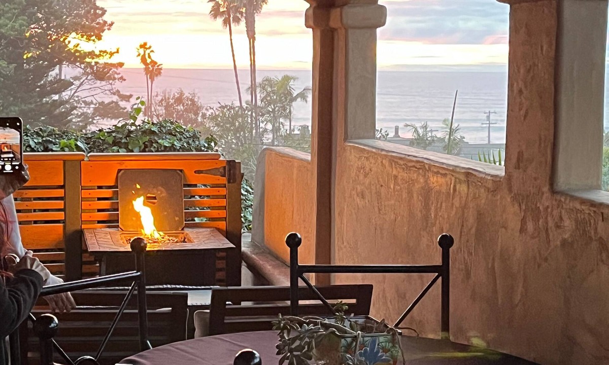 Del Mar Hotel | Les Artistes Inn