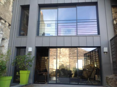 Downtown Angers Bed & Breakfast | LES AUGUSTINS, chambres d'hôtes, quartier historique, accueil 2 roues
