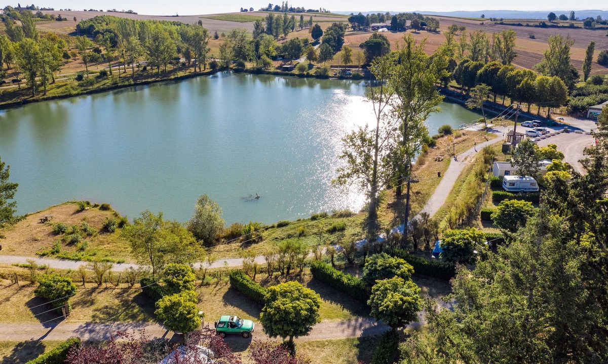 Rabastens RV Rental | Les Auzerals camping du lac