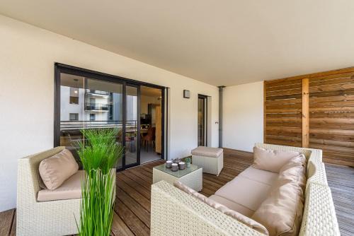 Saint-Jorioz Apartment | Les Balcons de la Suite - coeur de village, terrasse