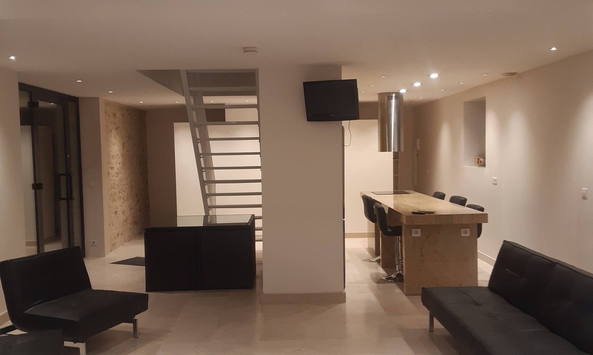 Wy-dit-Joli-Village House | Les Balcons de l'étable