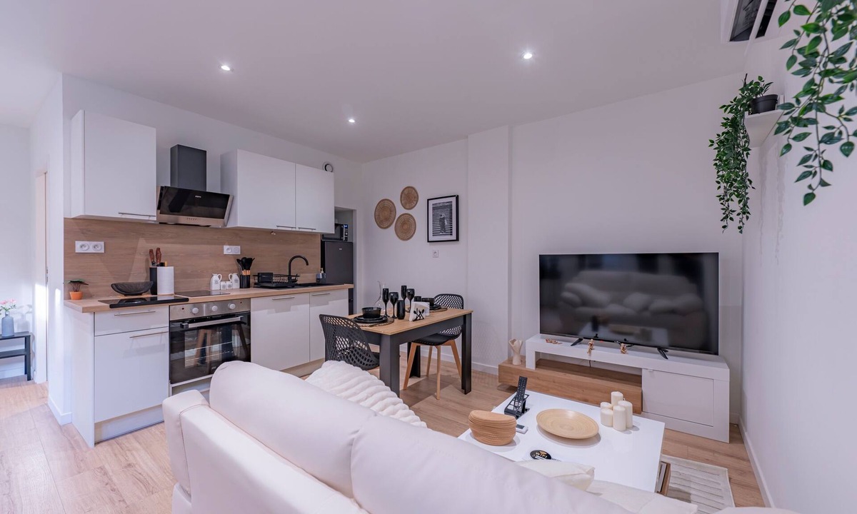 La Cote-Saint-Andre Apartment | Les Beaux Rêves - A 1h de Lyon