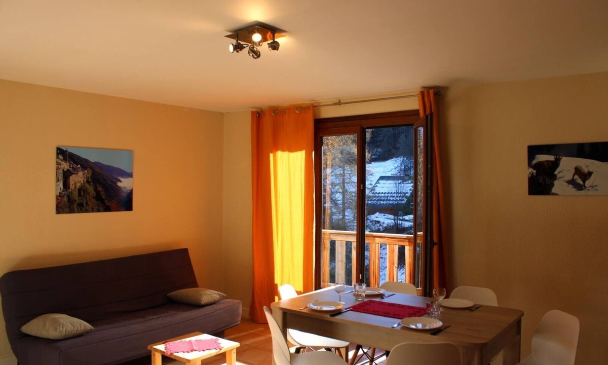 Roubion House | Les Biches - ROUBION