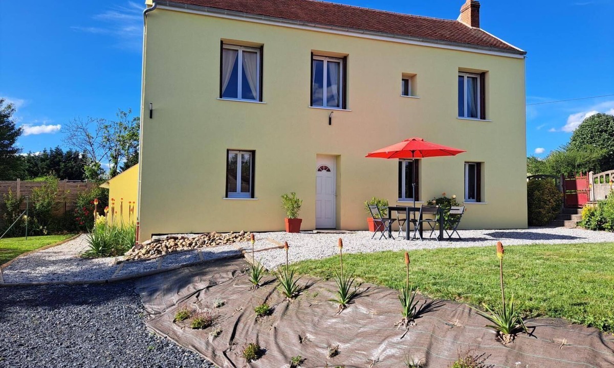 Perrigny-sur-Loire House | Les Bords de Loire - PERRIGNY SUR LOIRE