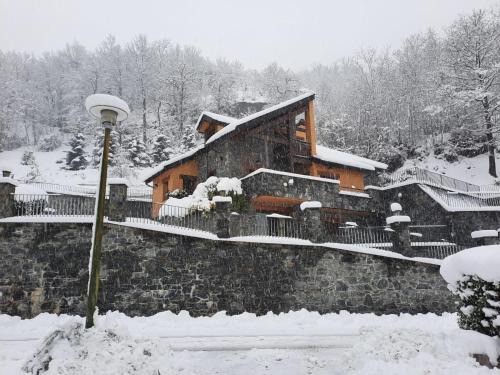 Ax-les-Thermes Ski Chalet | Les Bosquitos Chalet