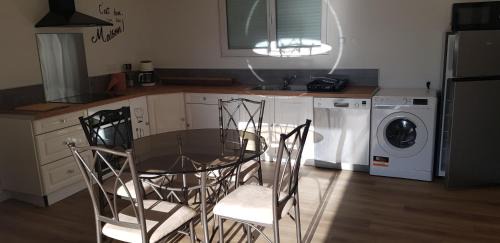 Les Boucholeurs House | les bouchos