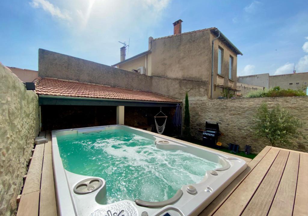 Carcassonne House | Les Bulles de Carca - Maison avec spa de nage