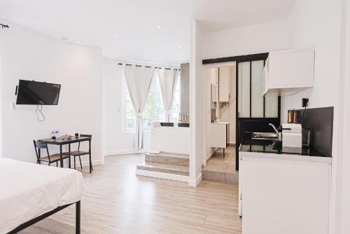 Villette Gare Apartment | LES BULLES DE MONA - Chic - Spa - Clim