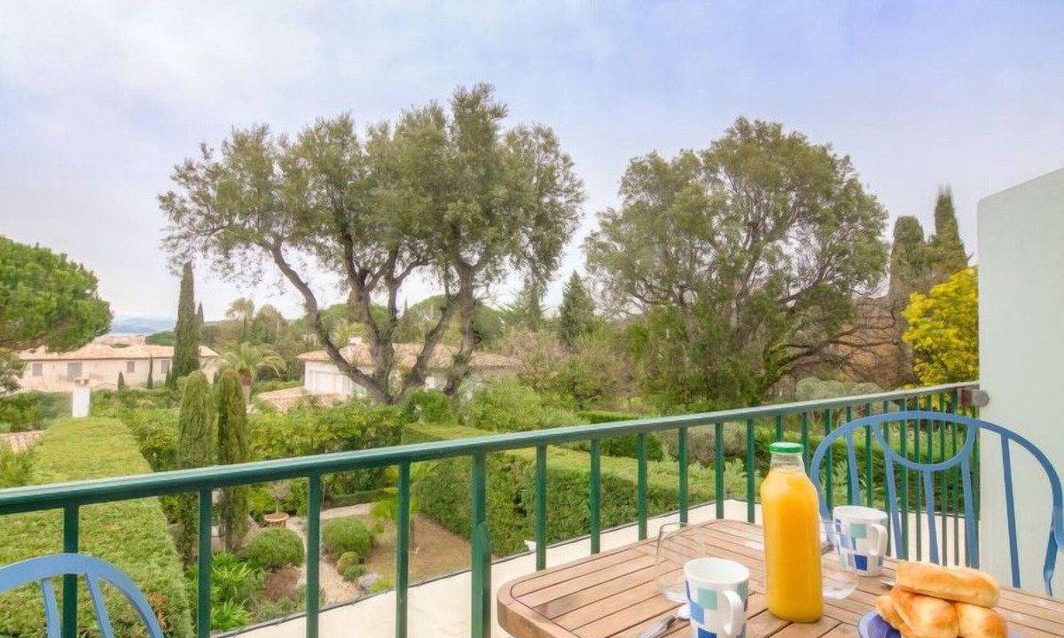 Saint-Tropez Apartment | Les Carles by Interhome