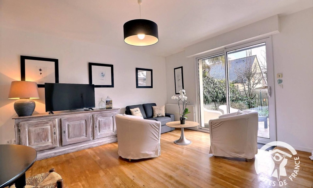 Saint-Meloir-des-Ondes House | Les Cassis - SAINT MELOIR DES ONDES