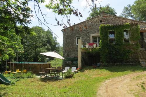 Saint-Bauzille-de-Putois Apartment | Les châtaigniers du Thaurac