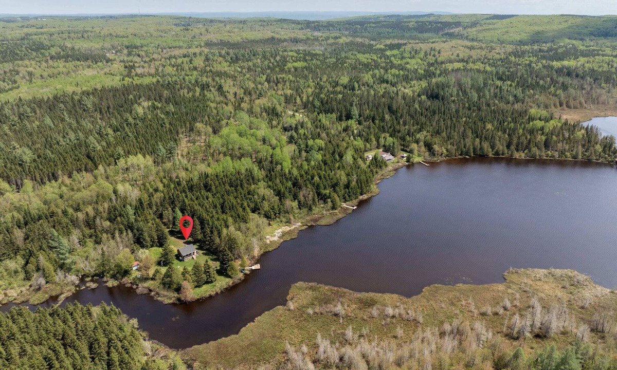 Saint-Alfred House | Les Chalets au Lac Volet - Private Lake - Chalet 2