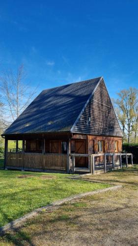 Jaligny-sur-Besbre Ski Chalet | Les Chalets de la Besbre