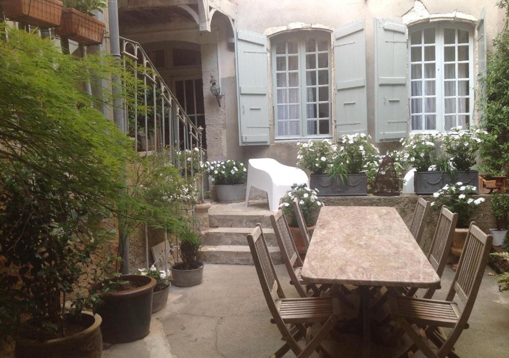 Lectoure Bed & Breakfast | Les Chambres de L'Horloge