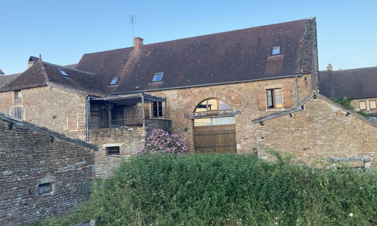 Etrigny House | Les Chevrières - Etrigny