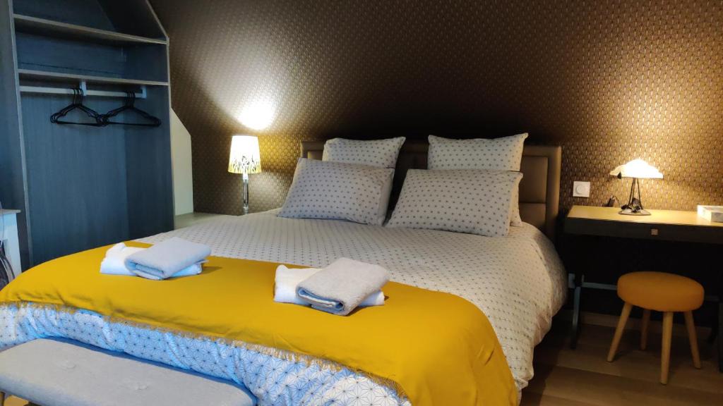 Houdan Bed & Breakfast | Les coquelicots - Chambre Alex