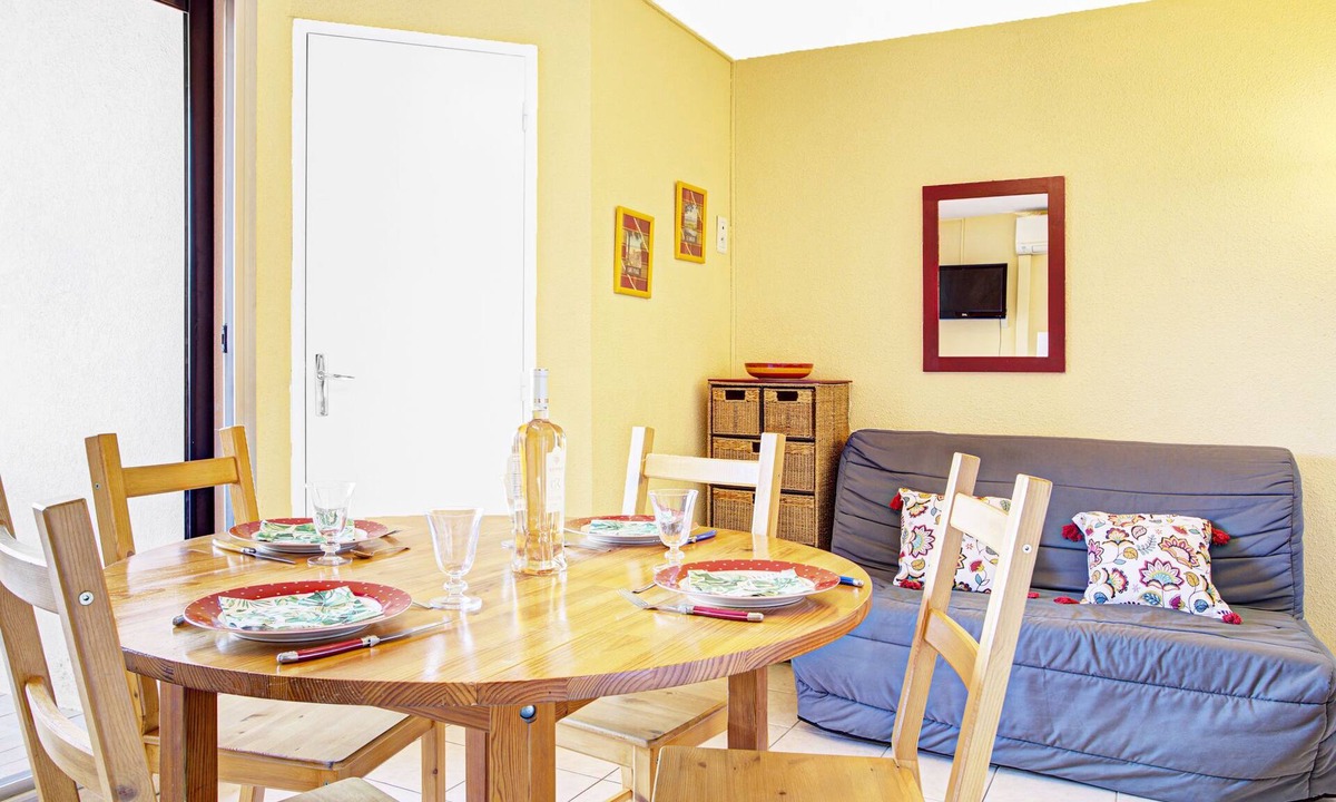 Les Arenes Apartment | Les Coraux by Interhome