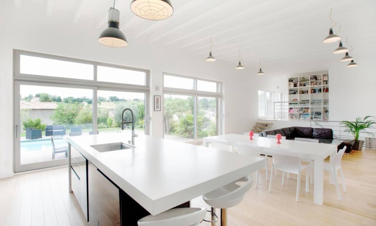 Charnay-les-Macon Bed & Breakfast | Les Crays De Levigny