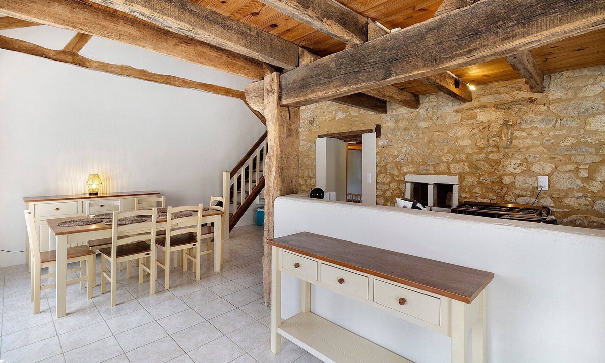 Jayac House | Les Crouquets - Le cerisier