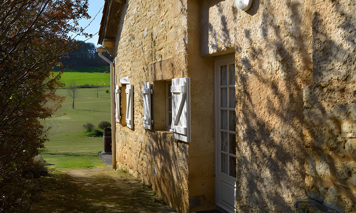 Jayac House | Les crouquets - Le Pêcher