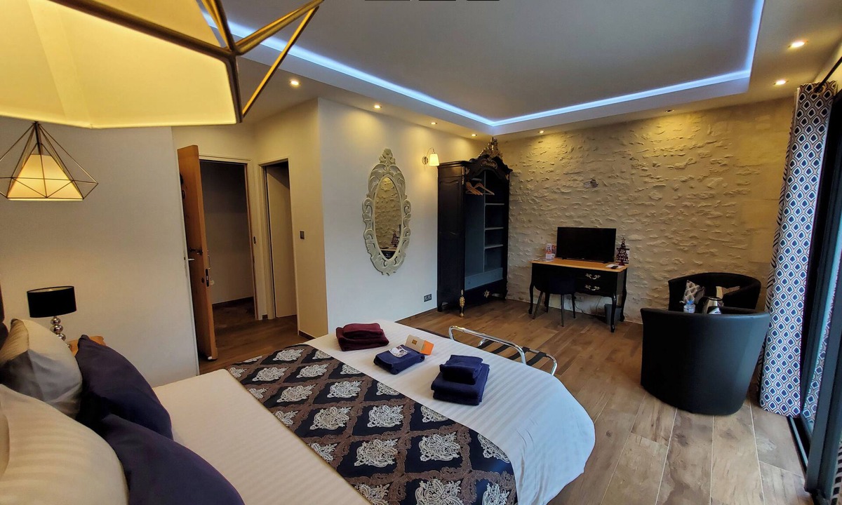 Chaniers House | Les Cuves