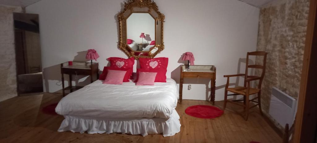 Allas-Bocage Bed & Breakfast | Les Demeures de la Laigne