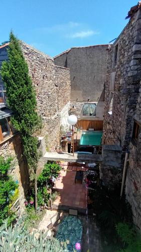 Caunes-Minervois Bed & Breakfast | Les deux arches