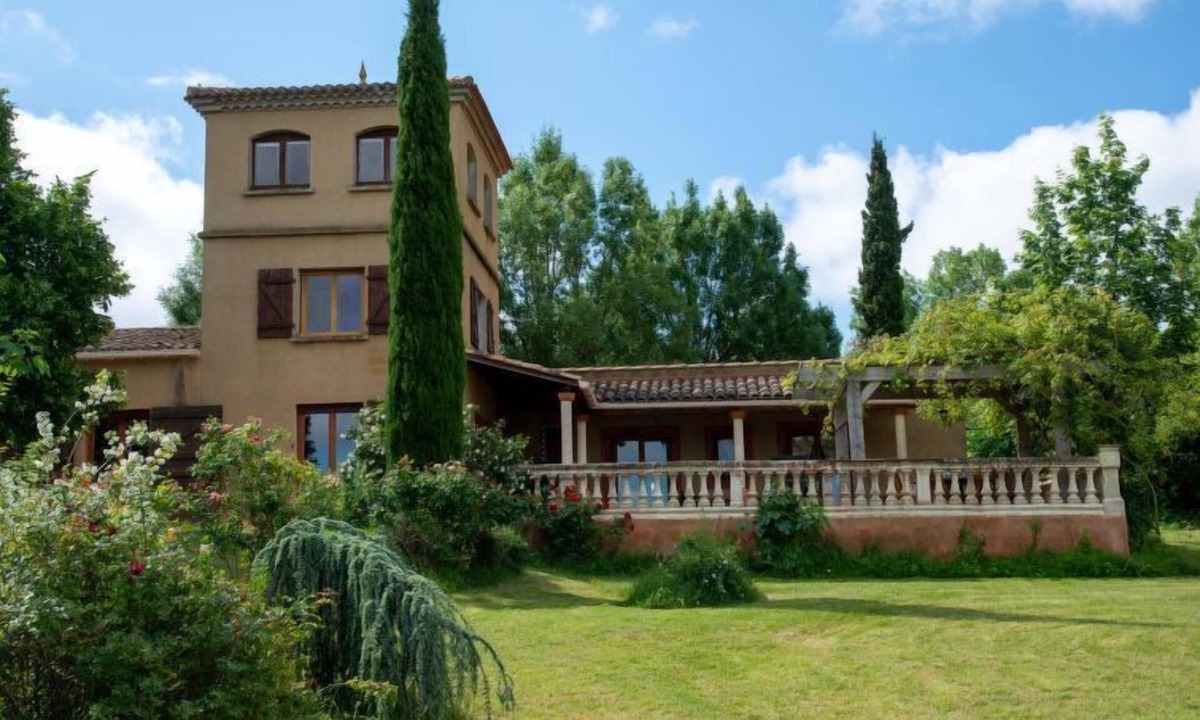 Vendemies House | Les Ecuries by Interhome