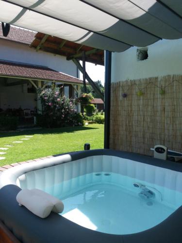 Bourriot-Bergonce Bed & Breakfast | Les Eygletières