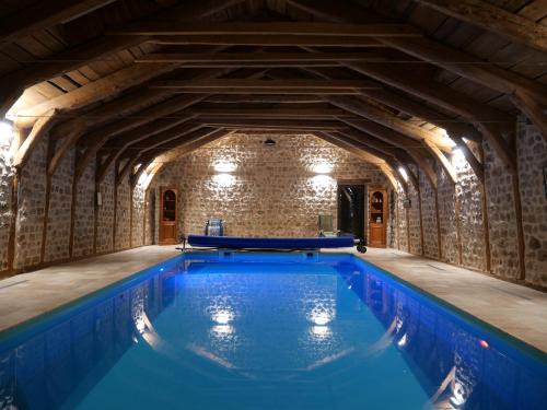 Montregard House | Les Fayettes