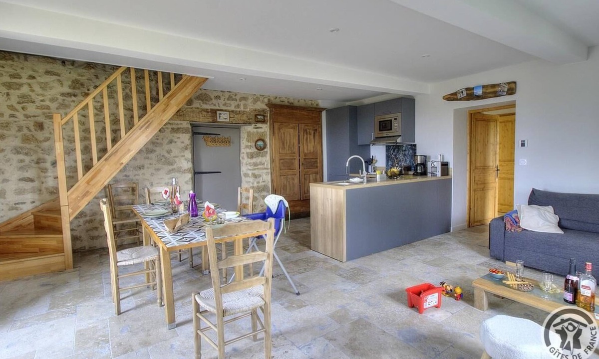 Thurins House | Les Gîtes de Bellevue, Le Coureur