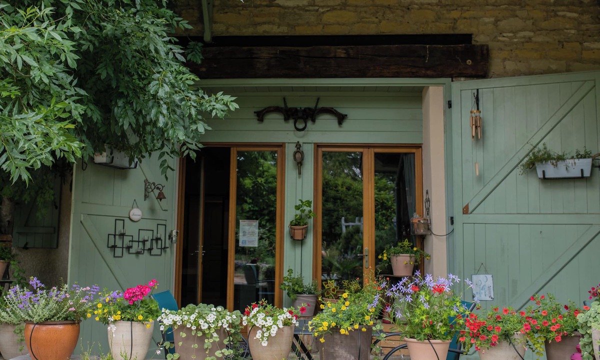 Trept Bed & Breakfast | Les Galapons