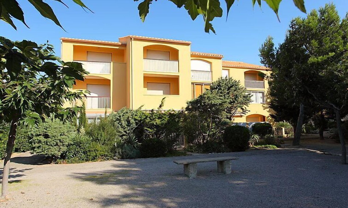 Fleury Apartment | Les Genêts by Interhome