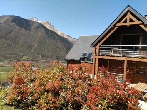Camparan Apartment | Les GITES DE CAMPARAN - gîte "le PETIT CHALET"