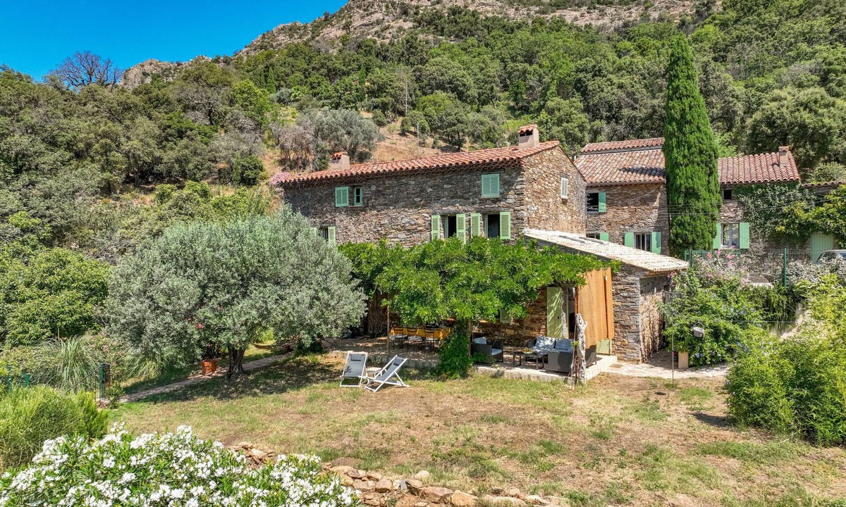 La Garde-Freinet House | Les Glycines by Interhome