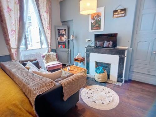 Oloron-Sainte-Marie House | Les Glycines Oloron