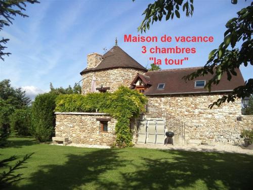 Saint-Etienne-sous-Bailleul House | Les Grandes Vignes