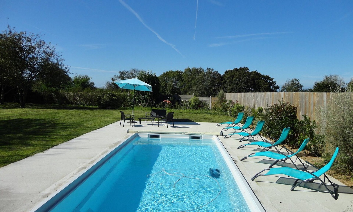 Cricqueville-en-Bessin House | Les Grandes Landes - Piscine privée - Grand jardin