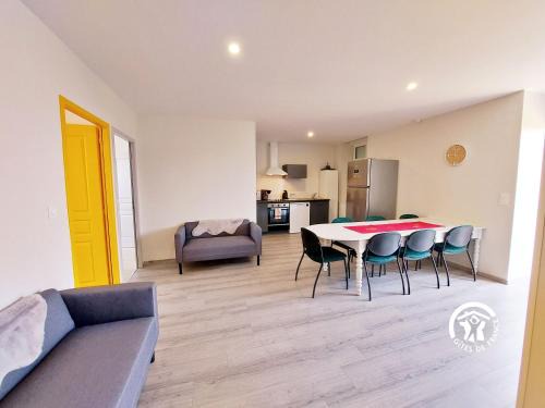 Saint-Aubin-du-Desert House | Les Grands Blés d'Or, 12 personnes