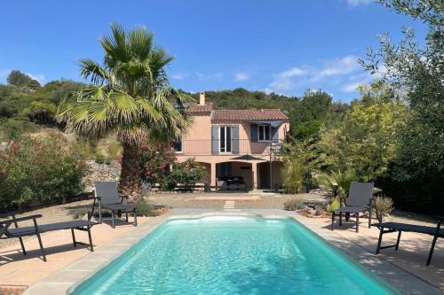 Embres-et-Castelmaure House | Les hauts d'Embres piscine et WIFI
