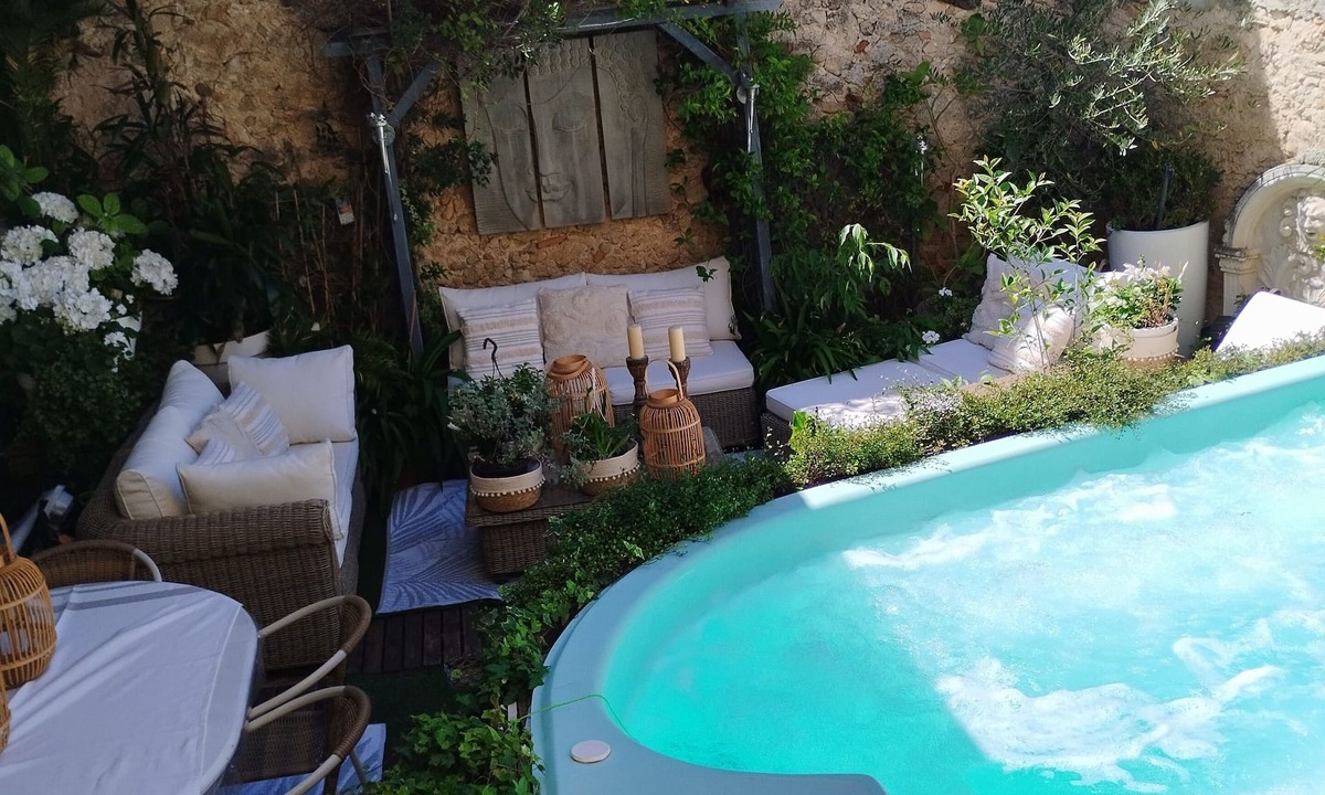 Corneilhan Bed & Breakfast | Les Hauts de Corneilhan