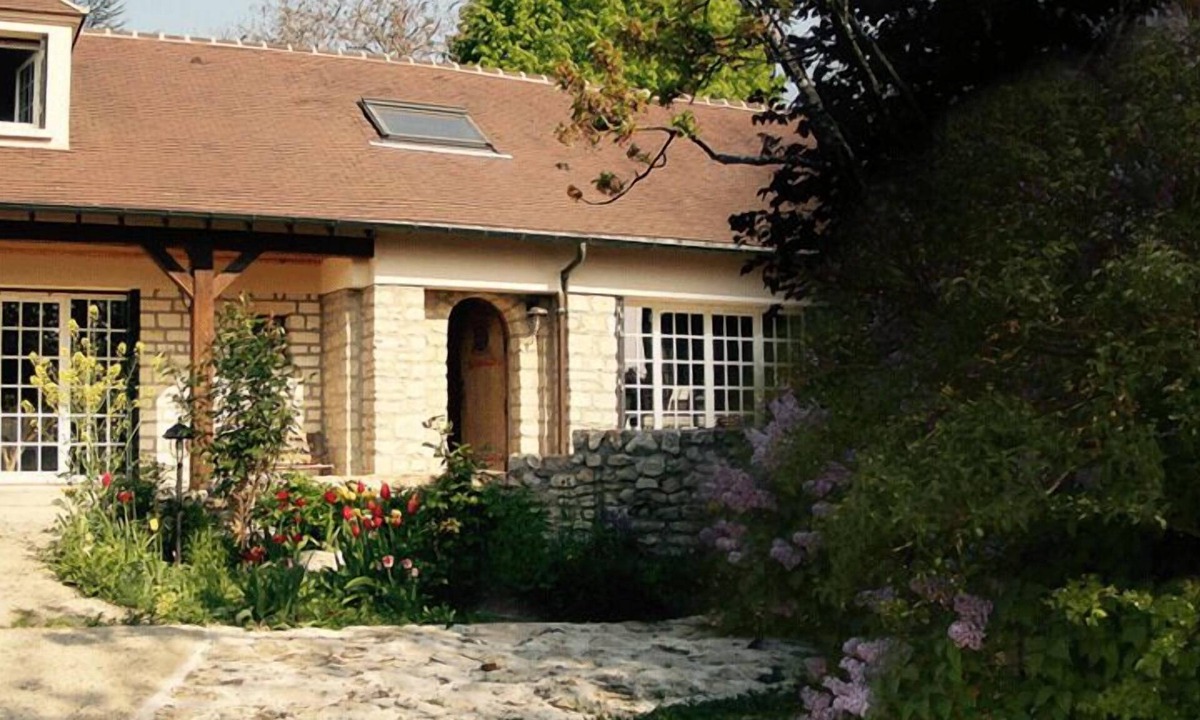 Aulnay-sur-Mauldre House | Les Hauts Du Val - chambres d'hotes