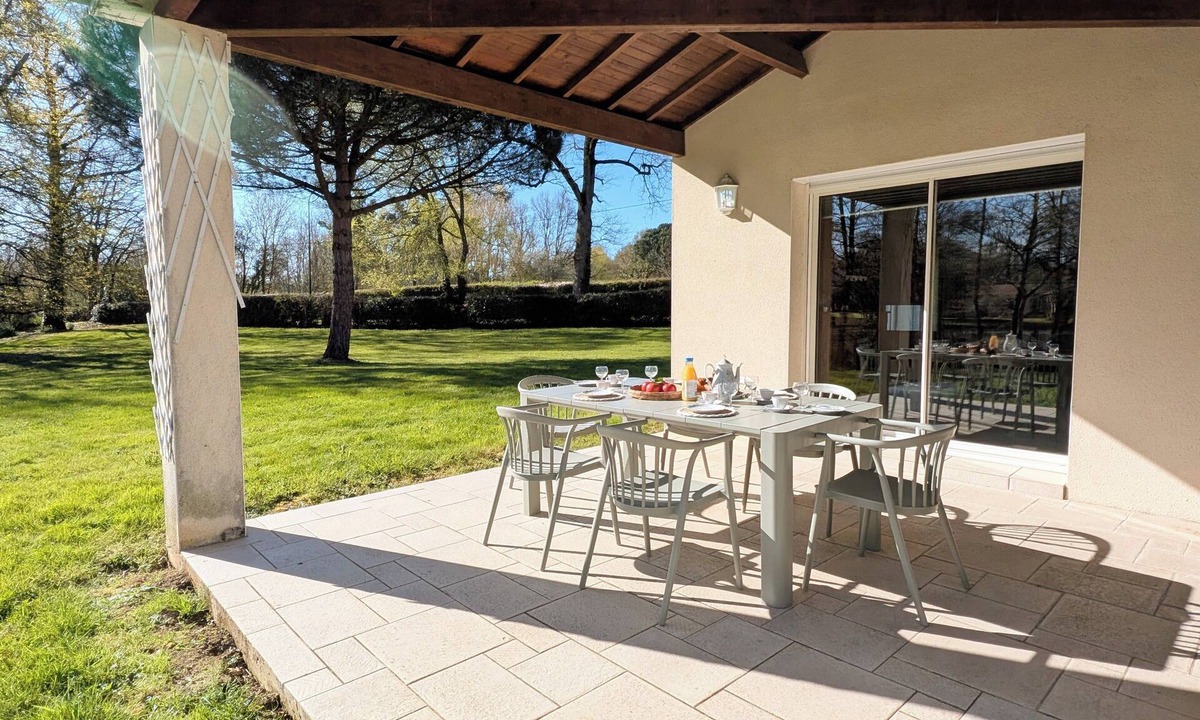 Bressuire House | Les Hauts Jardins - Charm & wooded park near Puy du Fou