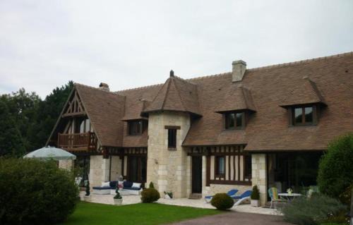 Honfleur House | Les Hibiscus