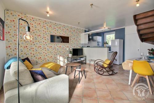 Brehand House | Les hortensias