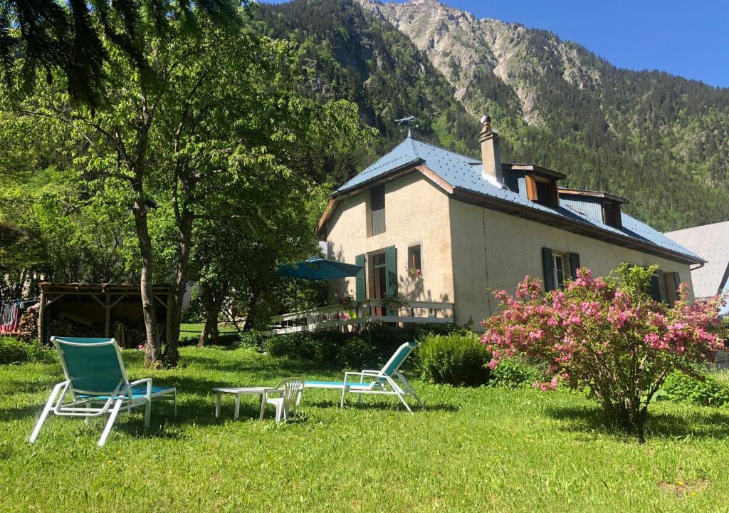 Venosc Ski Chalet | Les iris de la Muzelle