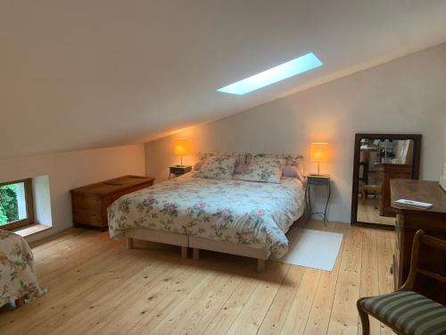 Ozenay Bed & Breakfast | Les Jardins d'Ayaël