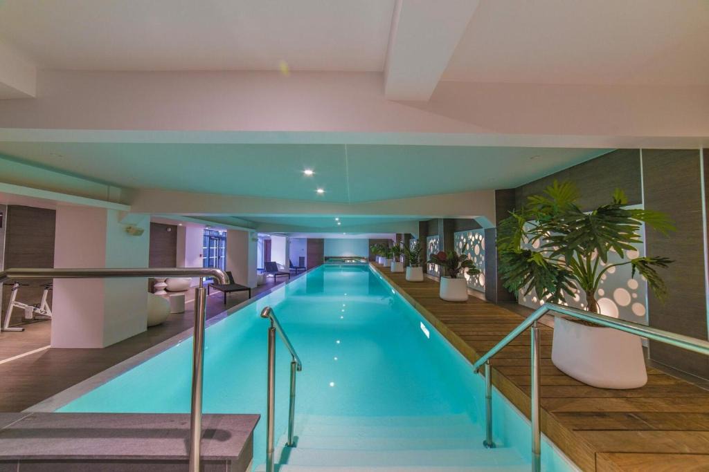 Saint-Cloud Apartment | Les Jardins de St Cloud