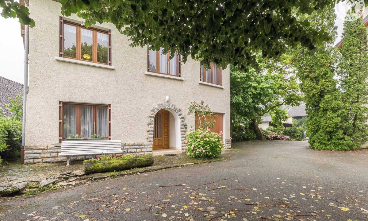 Ayn House | LES JONQUILLES - AYN