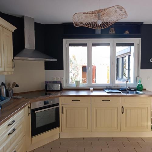 Petit-Fort-Philippe House | Les jours heureux